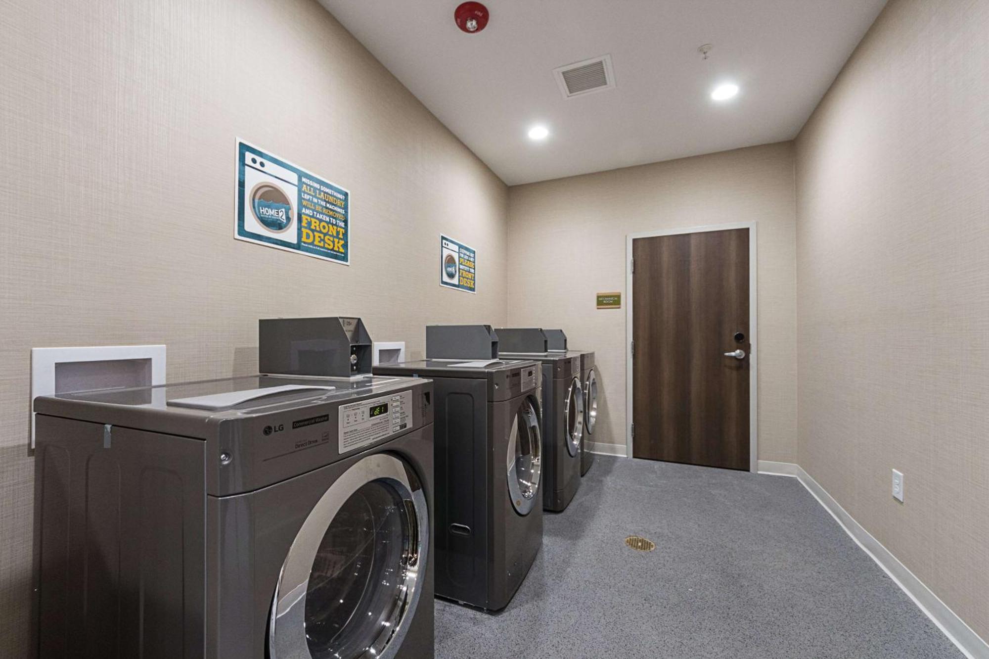 Home2 Suites By Hilton Dallas גרנד פריירי מראה חיצוני תמונה