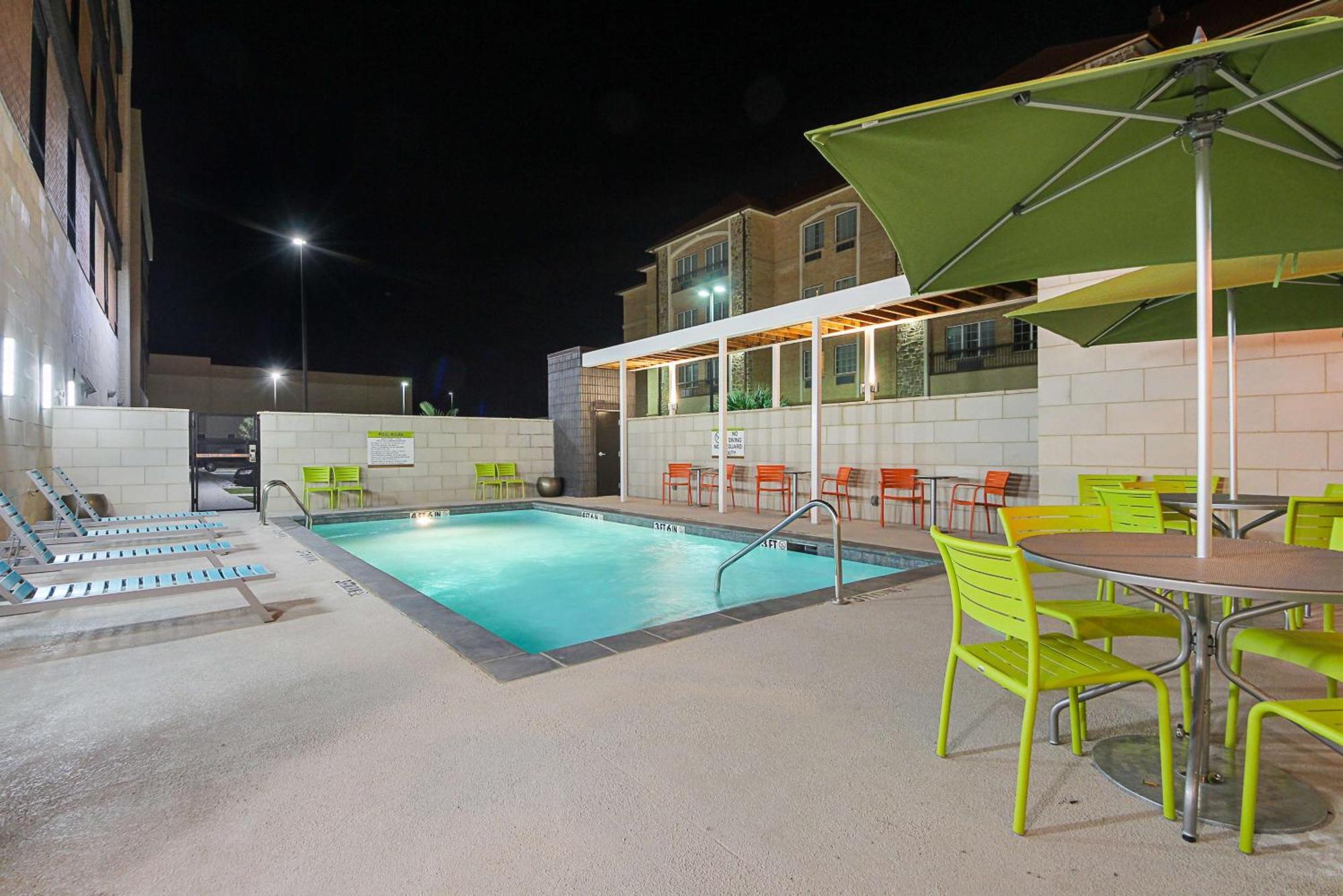 Home2 Suites By Hilton Dallas גרנד פריירי מראה חיצוני תמונה